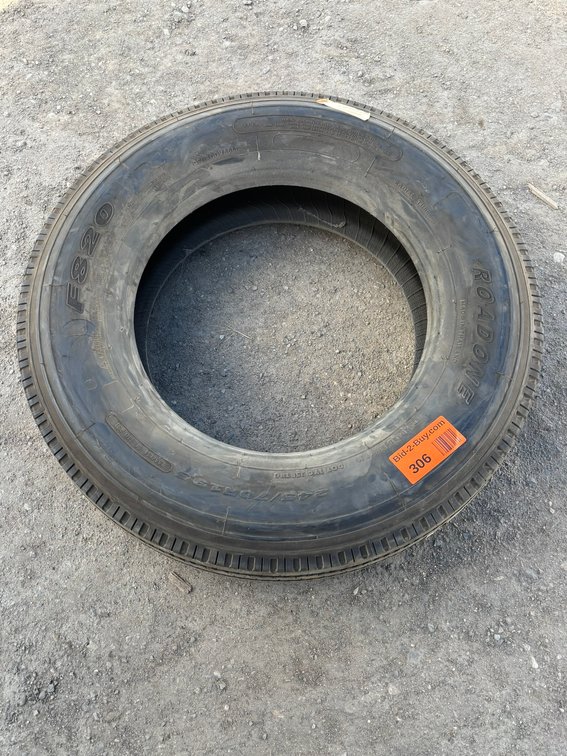 Roadone F820 245/70R19.5 Tire