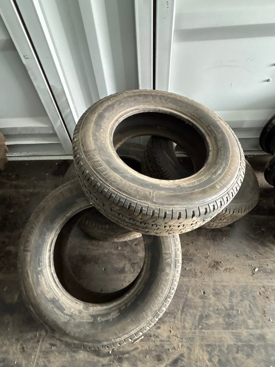 (4) Micheline LTX A/T 265/70R18 Tire