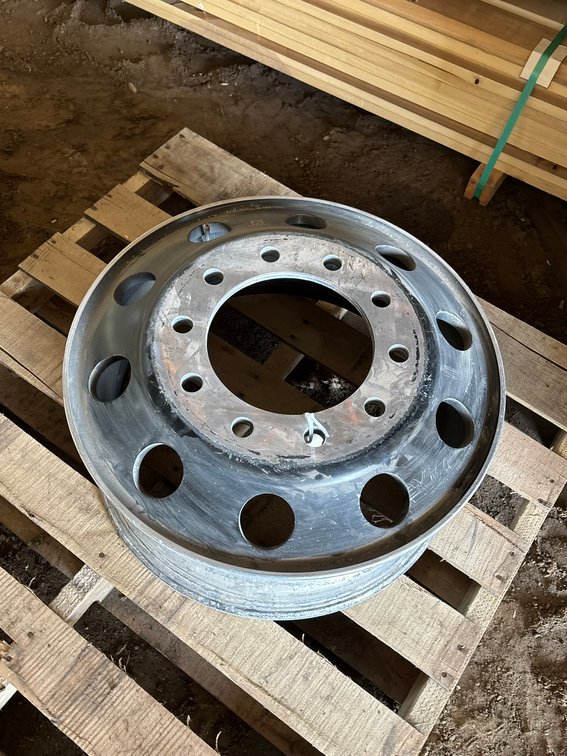 (1) ALCOA Dura-Black Rims