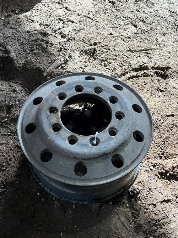 (1) Aluminum Rim with 10 Bolt Pattern