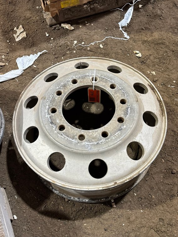 10 Bolt Pattern Rim
