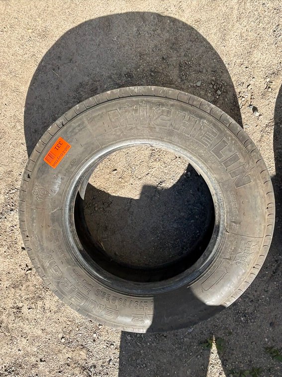 Michelin XZA2 Energy 275/70R22.5 Tire