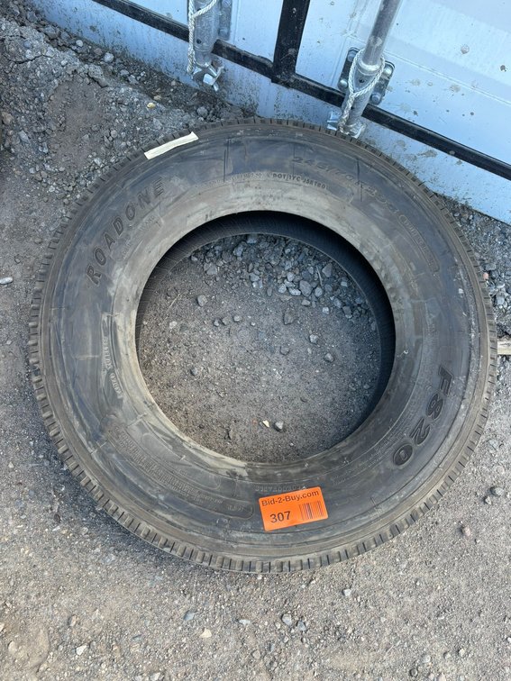 Roadone F820 245/70R19.5 Tire