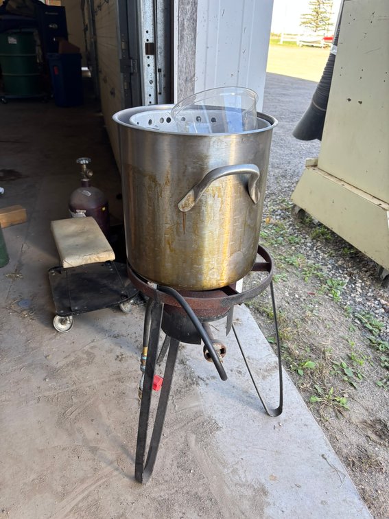 Gas Boiler and Pot with Metal Strainer