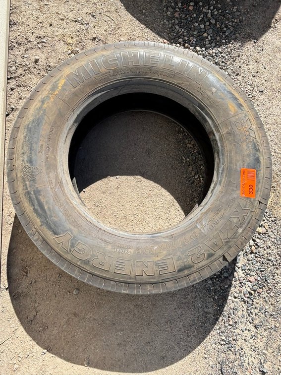 Michelin XZA2 Energy 275/70R22.5 Tire