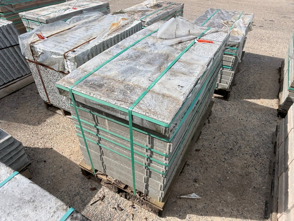 (40) Concrete Gray Tiles