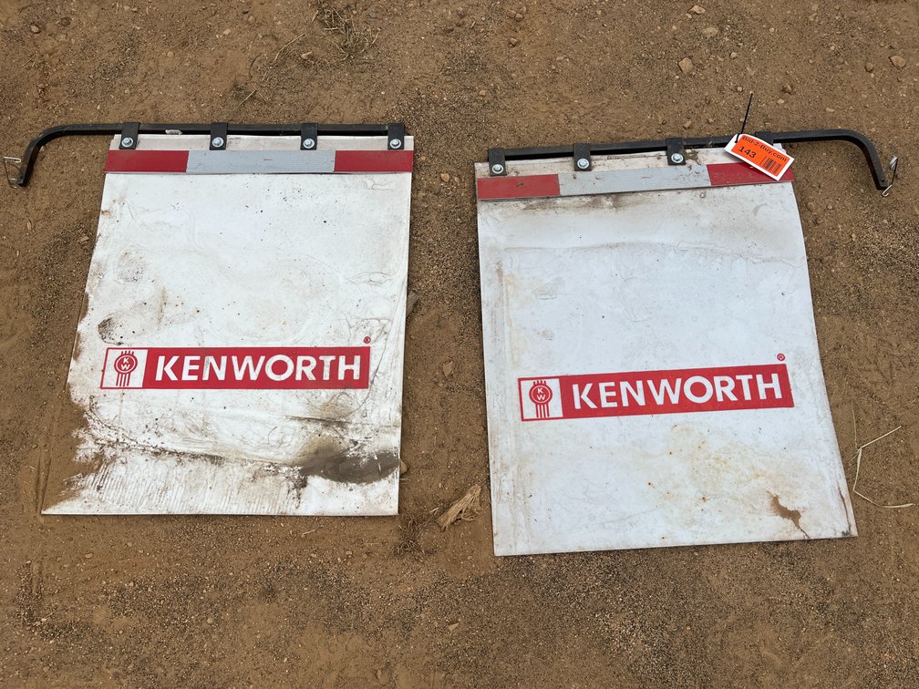 (2) 29" Kenworth with Brackets