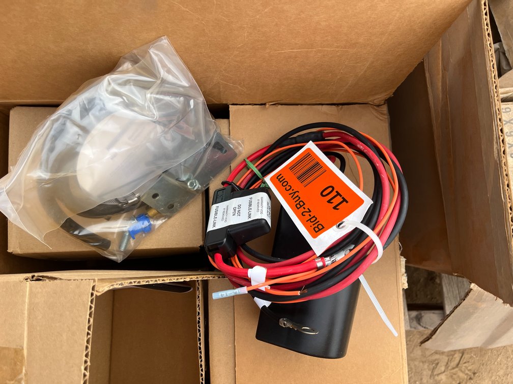 (8) Clearfast Windshield Cleaning System
