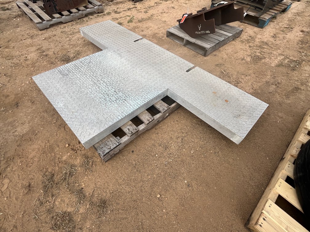 Diamond Plate Aluminum Decking