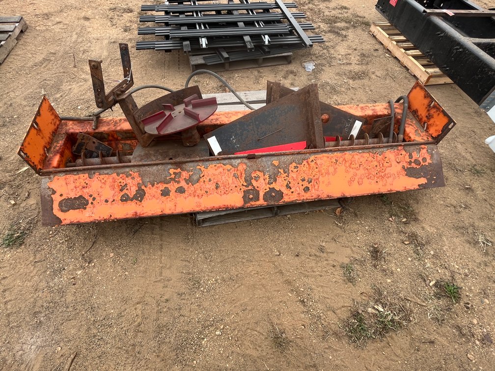 Monroe Steel Under Tailgate Sander