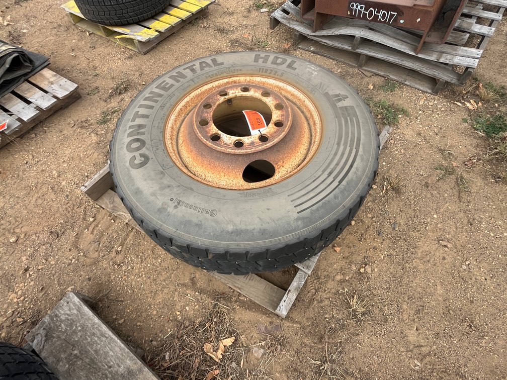 Continental 11R22.5 Tire with Steel Rim