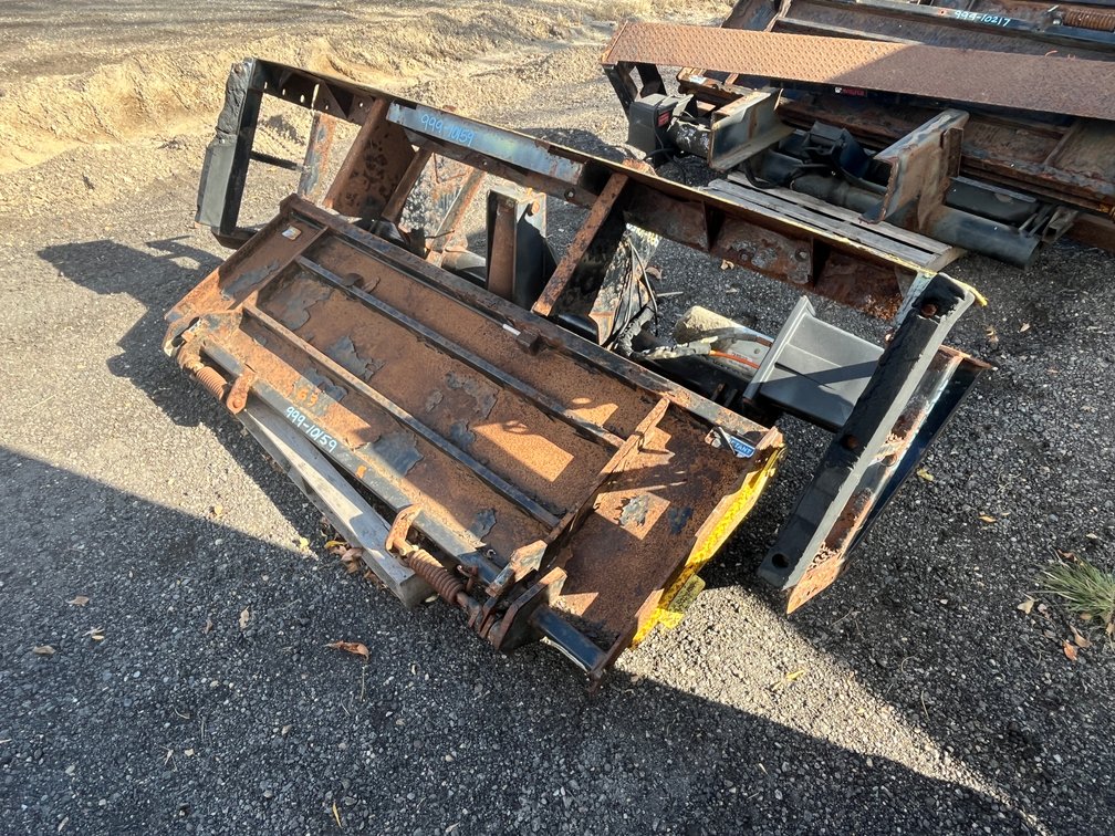 Waltco Model EM-25 2500 Lb. Tukaway Liftgate