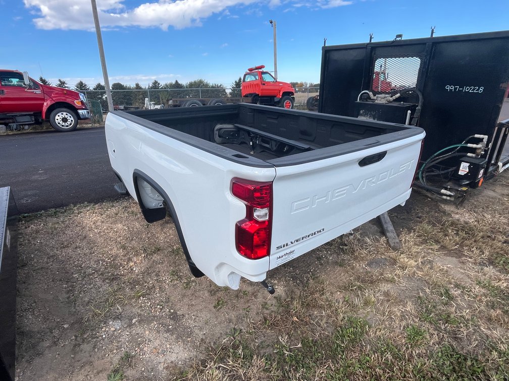 2025 Chevrolet 3500 8' Pickup Box