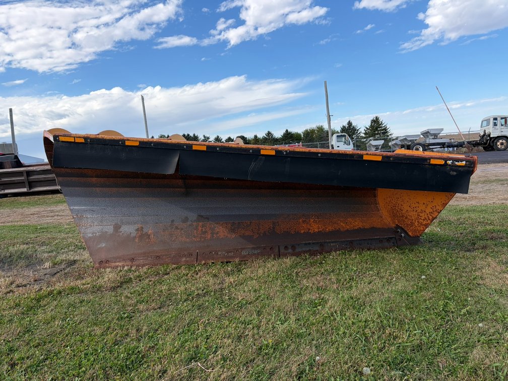 11'3" American Sno Plows 650SCK