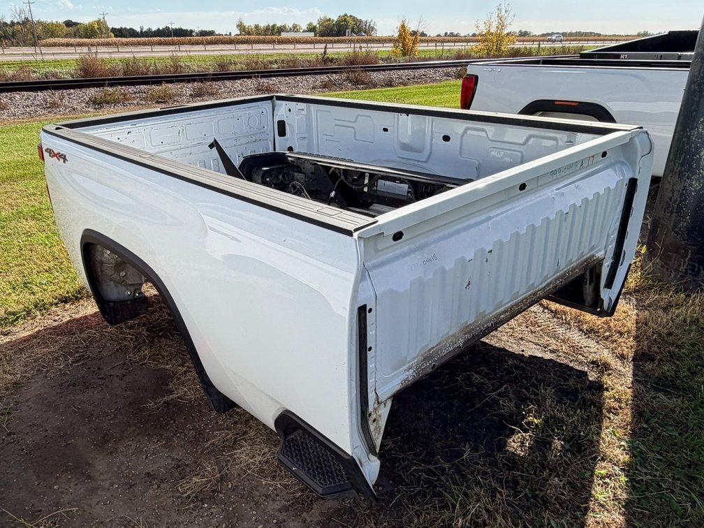 2025 Chevrolet 3500 8' Pickup Box