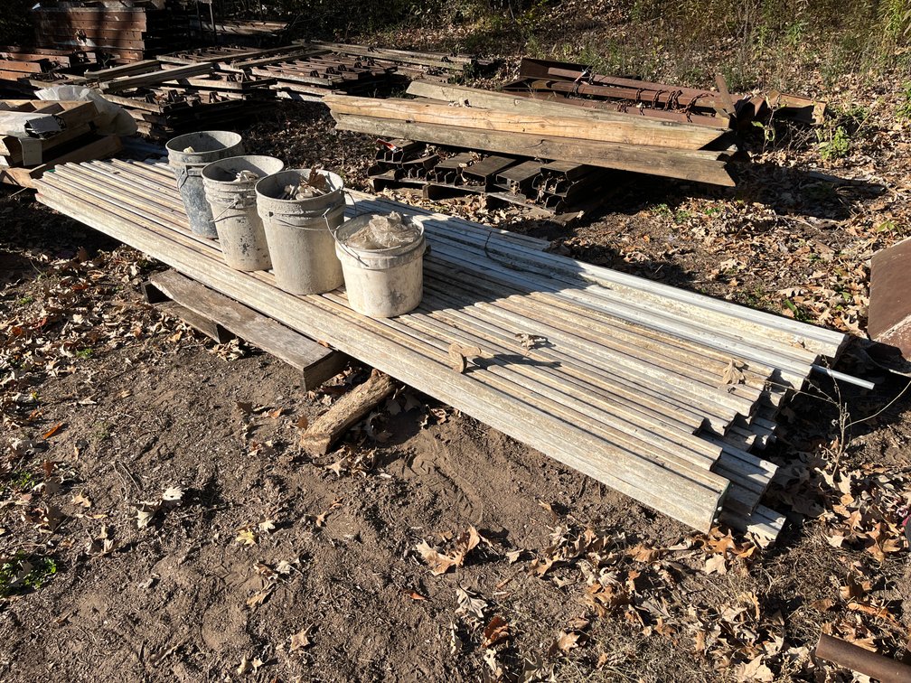 Approx. (29) 4"x12' Plastic Concrete Forms With Connectors and Cams