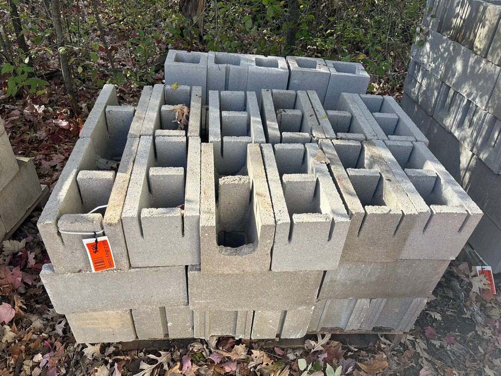 (5) 1/2 8 Block, (14) 8" Top FIll Blocks and (6) 8' Flow Thru Bonding