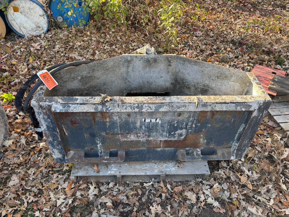 54"x3'x2' Mud Bucket Attachment