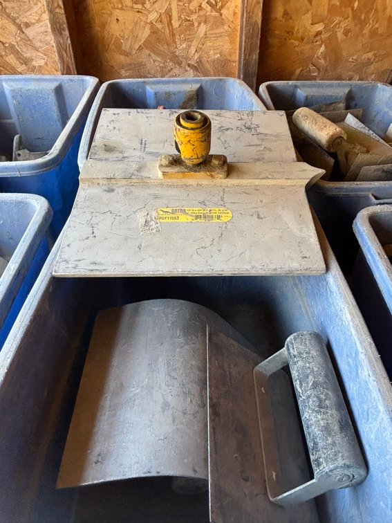 Curb Finishing Tools, Cutter and (3) Rubber Floats