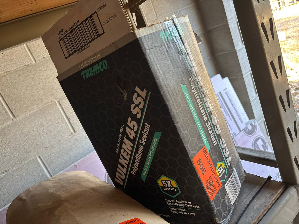 (6) Vulkem 45 Polyurethane Sealant