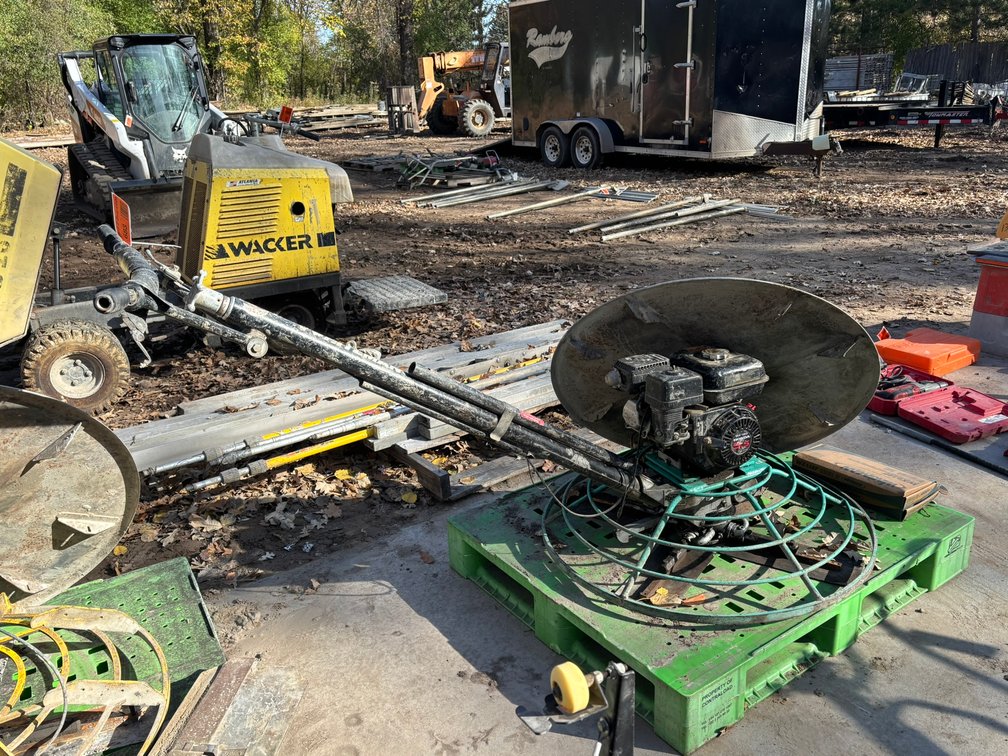 Whiteman Walk-Behind Concrete Power Trowel