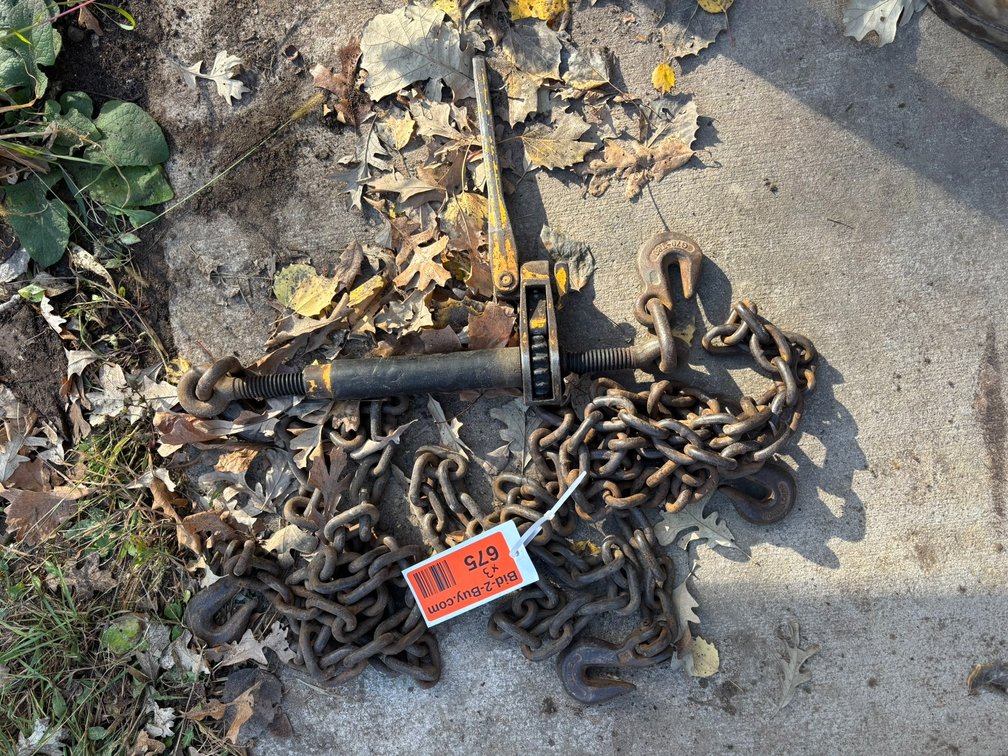 (2) Chains, Chain Binder and Hooks