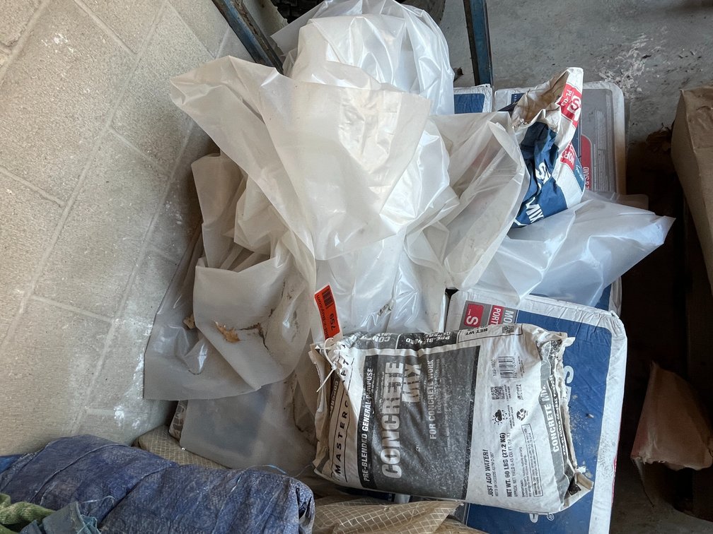 Pallet of Assorted Mortar Bags