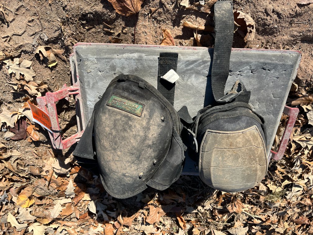 Concrete Kneeling Boards and (2) Pairs Knee Pads