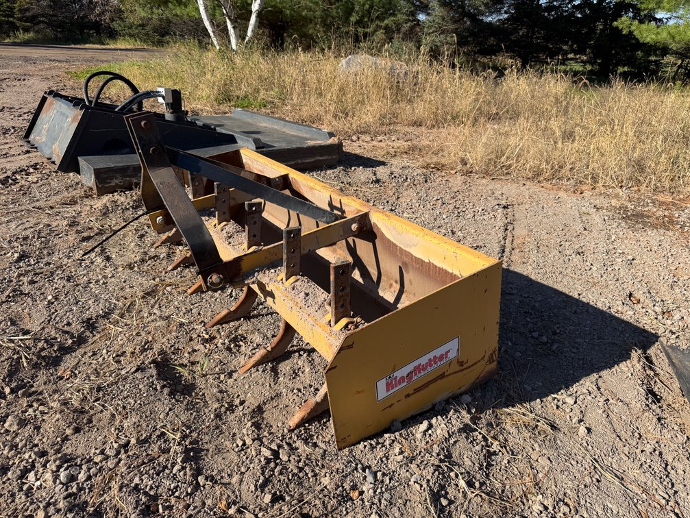 King Kutter 6’ Box Blade with Scarifier Shanks