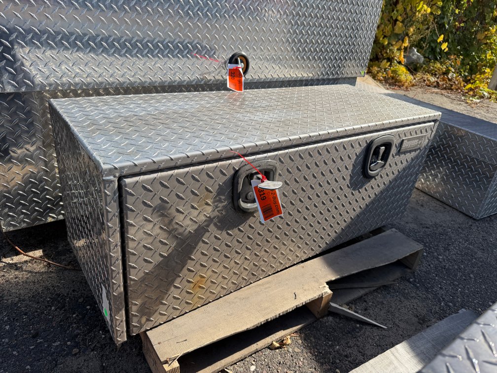 Buyers Products 36" Aluminum Diamond Plate Toobox