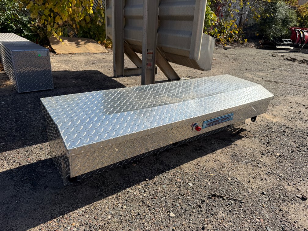 Weather Guard 174-0-04 Aluminum Truck Toolbox