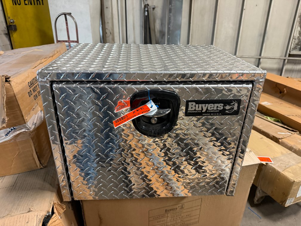 Demo Diamond Tread Aluminum Underbody Truck Tool Box