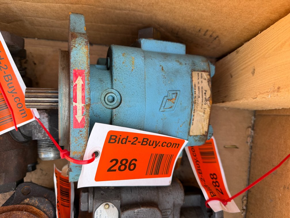 Blue Permco Hydraulic Pump