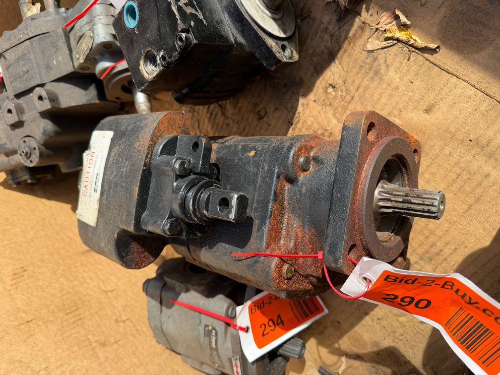 Heavy Cast Hydraulic Gear-Pump Assembly