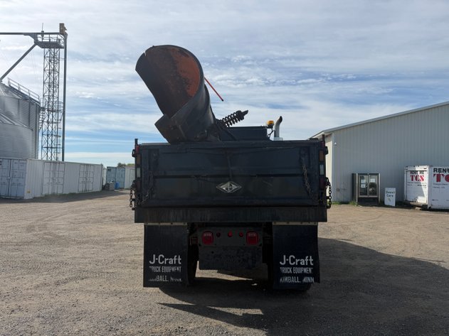Image for 2001 Sterling L8500 Series Plow Truck
