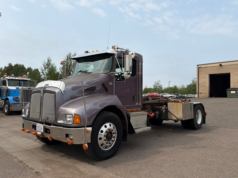 2005 Kenworth T300 Rollback