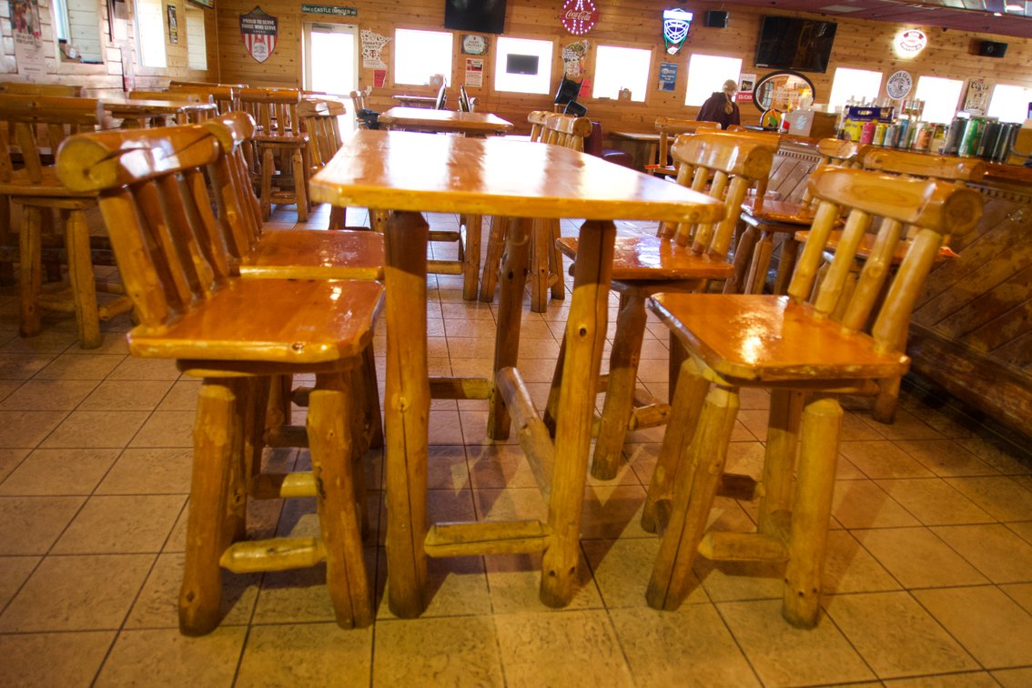 Log High Top Table with (4) Chairs