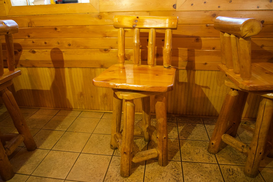 (1) High Top Log Chair