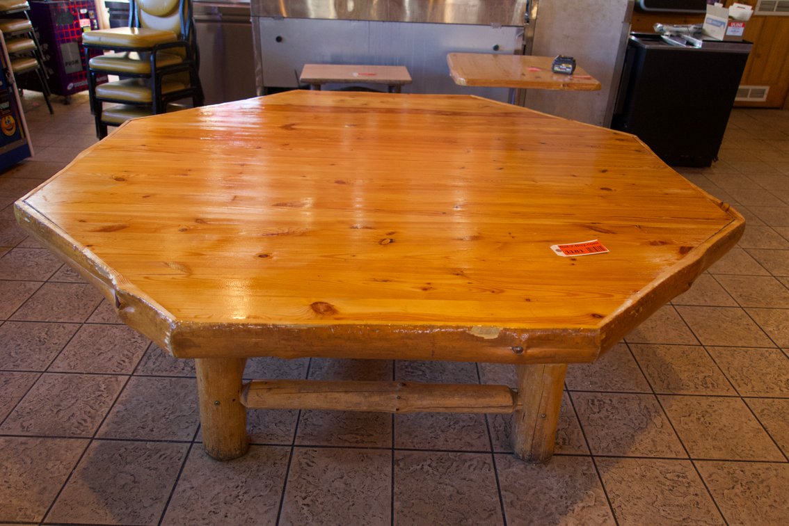 Round Log Table