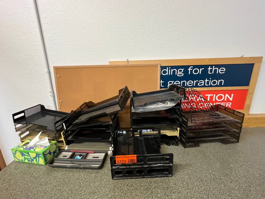 (21) File Holders