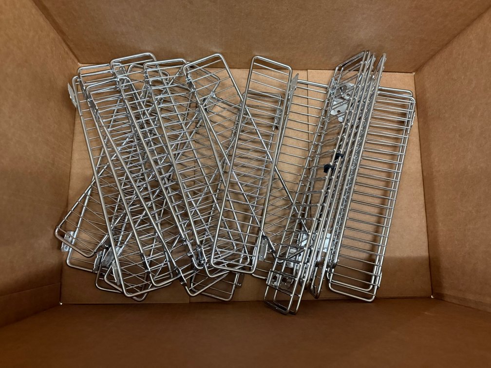 (18) Shelf Fence