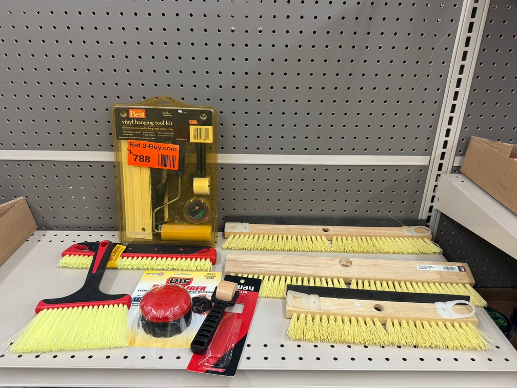 (2) Tar Brooms/ Driveway Applicator and Extra Pole, and Accessories