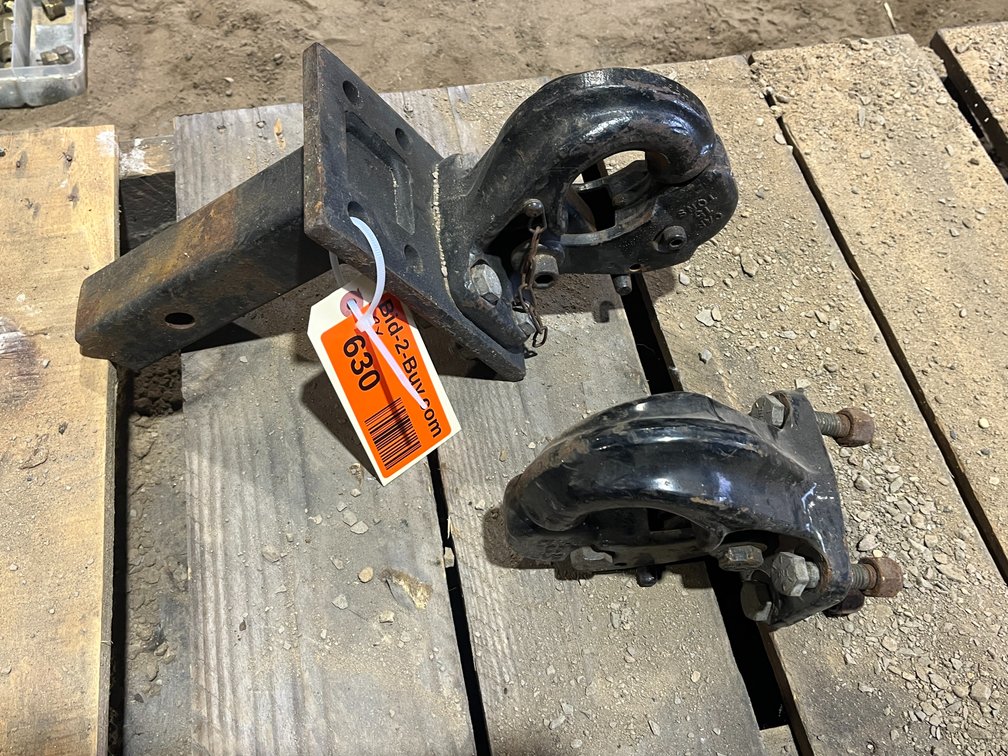 (2) Pintle Hooks