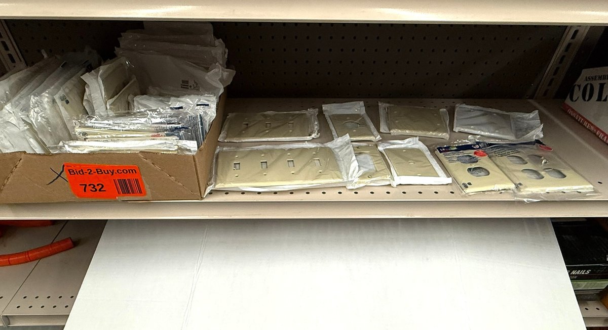 Wallplate Covers Assortment in Beige and White