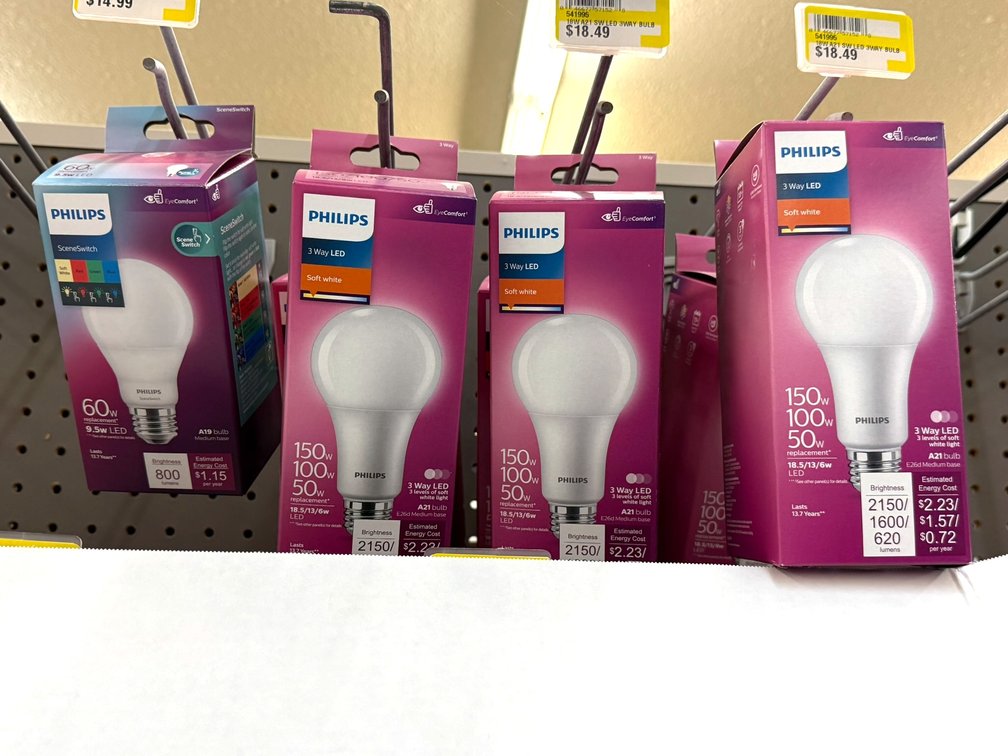 (7) Philips 3 Way LED Bulb