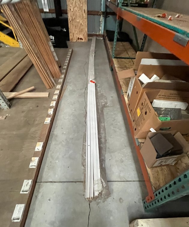 (15) 3/4" x 3-1/2" x 16' Primed Trim Boards