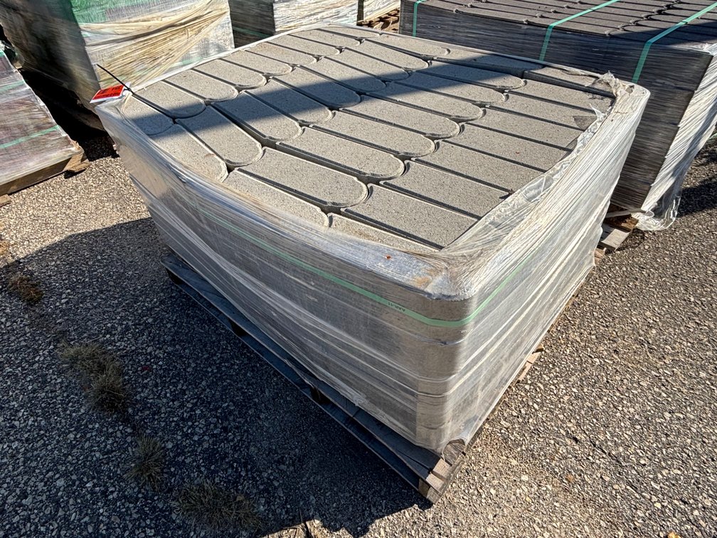 (180) Bullet Edgers Pavers