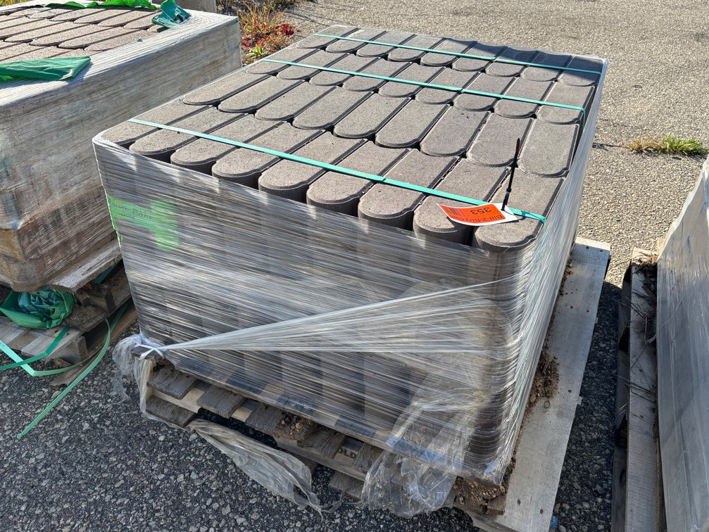 (180) Bullet Edgers Pavers