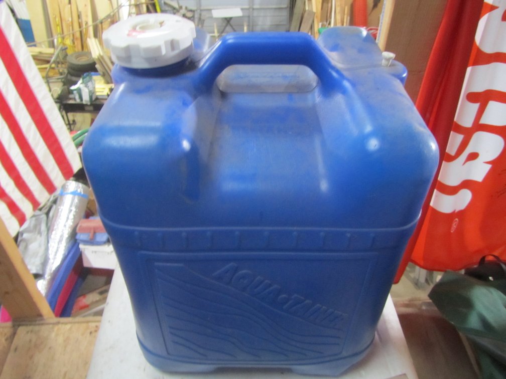 Aqua-Tainer 7 Gallon Water Jug