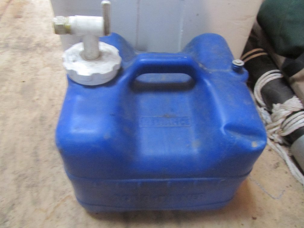 Reliance 4 Gallon Water Jug